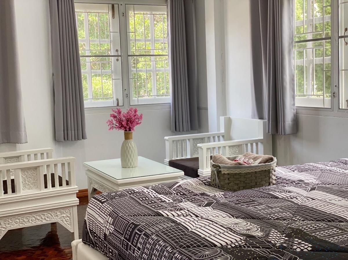 Villa Boxsoon Nimman 2 # 4Beds 3Baths Chiang Mai Exterior foto