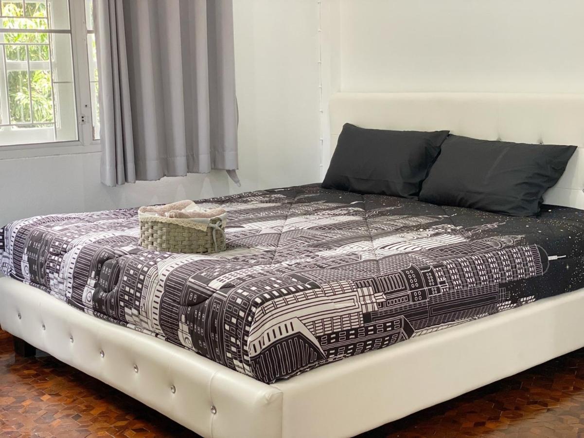 Villa Boxsoon Nimman 2 # 4Beds 3Baths Chiang Mai Exterior foto